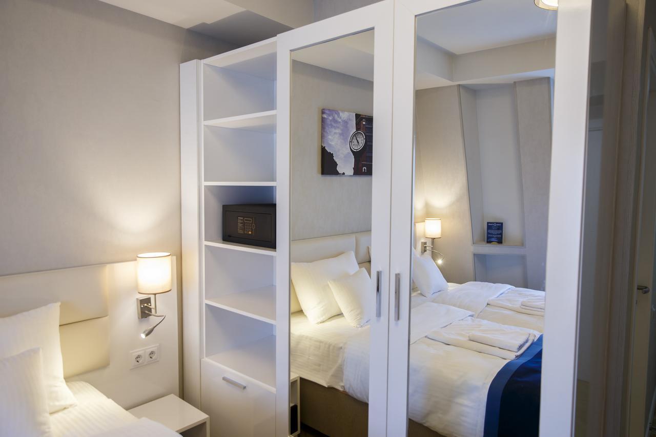 Tribeca Hotel Tbilisi Esterno foto