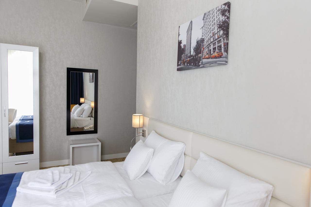 Tribeca Hotel Tbilisi Esterno foto